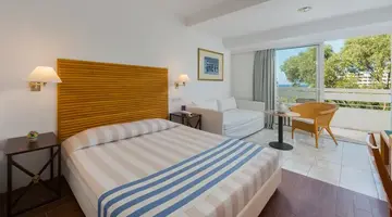Dionysos Hotel