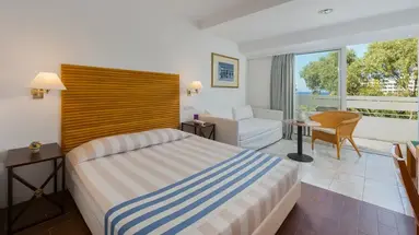 Dionysos Hotel