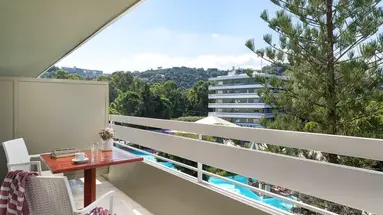Dionysos Hotel