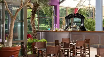 Dionysos Hotel
