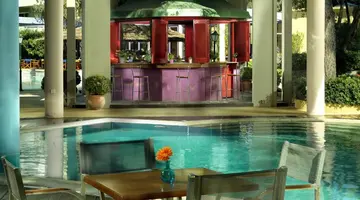 Dionysos Hotel