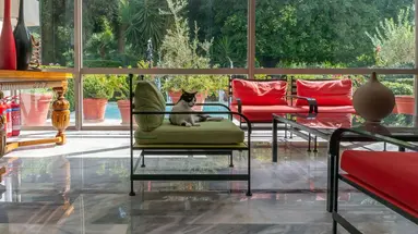 Dionysos Hotel