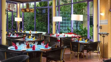 Dionysos Hotel