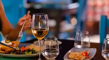 Dionysos Hotel