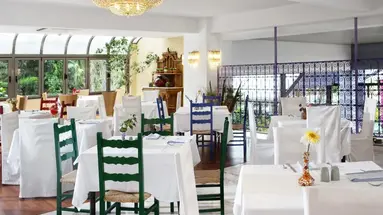 Dionysos Hotel