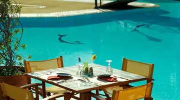 Dionysos Hotel