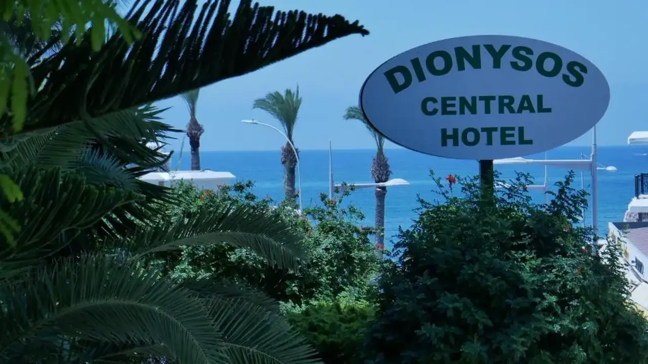Dionysos