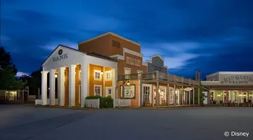 Disney Hotel Cheyenne + bilety do Disneyland Paris