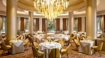Disney Hotel New York - The Art of Marvel + bilety do Disneyland Paris