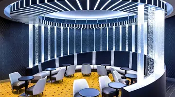 Disney Hotel New York - The Art of Marvel + bilety do Disneyland Paris
