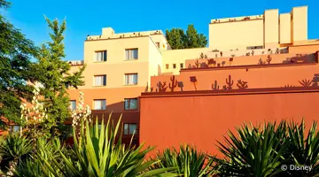 Disney Hotel Santa Fe + bilety do Disneyland Paris