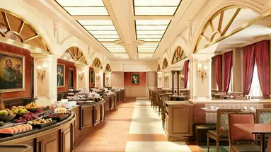 Disneyland Hotel + bilety do Disneyland Paris