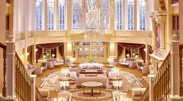 Disneyland Hotel + bilety do Disneyland Paris