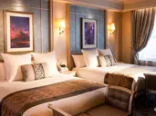 Disneyland Hotel + bilety do Disneyland Paris