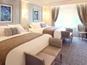 Disneyland Hotel + bilety do Disneyland Paris