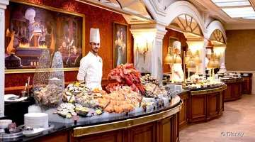 Disneyland Hotel + bilety do Disneyland Paris