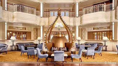 Disneyland Hotel + bilety do Disneyland Paris