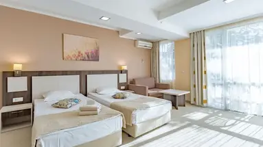 DIT EVRIKA BEACH CLUB HOTEL