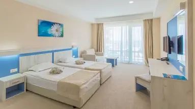 DIT EVRIKA BEACH CLUB HOTEL