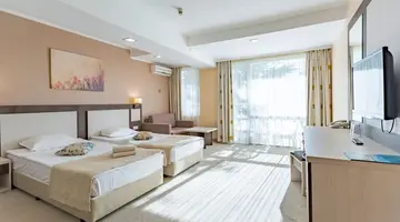 DIT EVRIKA BEACH CLUB HOTEL