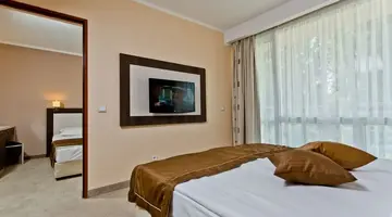 DIT EVRIKA BEACH CLUB HOTEL