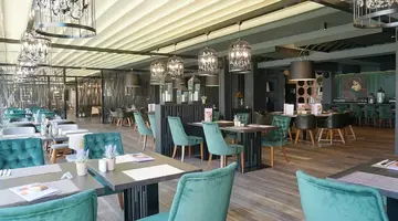 DIT EVRIKA BEACH CLUB HOTEL