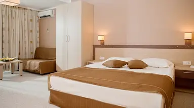 DIT EVRIKA BEACH CLUB HOTEL