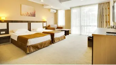 DIT EVRIKA BEACH CLUB HOTEL