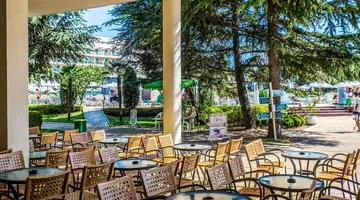 DIT EVRIKA BEACH CLUB HOTEL