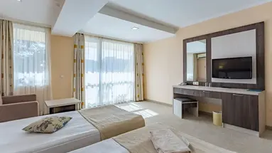 DIT EVRIKA BEACH CLUB HOTEL