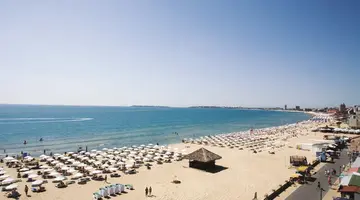 DIT EVRIKA BEACH CLUB HOTEL
