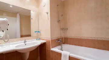 DIT Evrika Beach Club Hotel