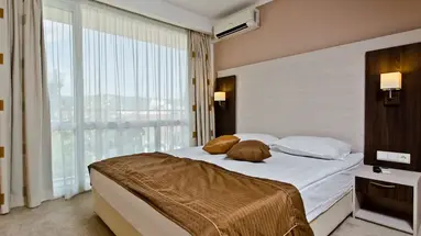 DIT EVRIKA BEACH CLUB HOTEL
