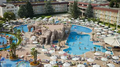 DIT EVRIKA BEACH CLUB HOTEL