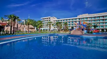 Dit Evrika Beach Club