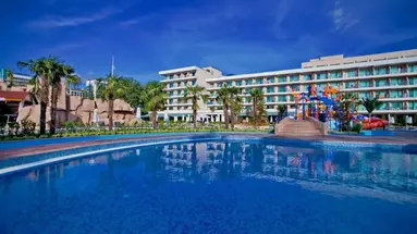 Dit Evrika Beach Club