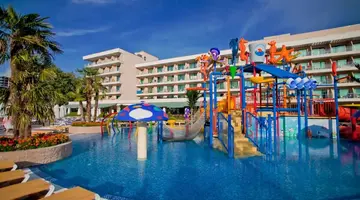 Dit Evrika Beach Club