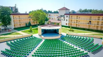 DIT EVRIKA BEACH CLUB