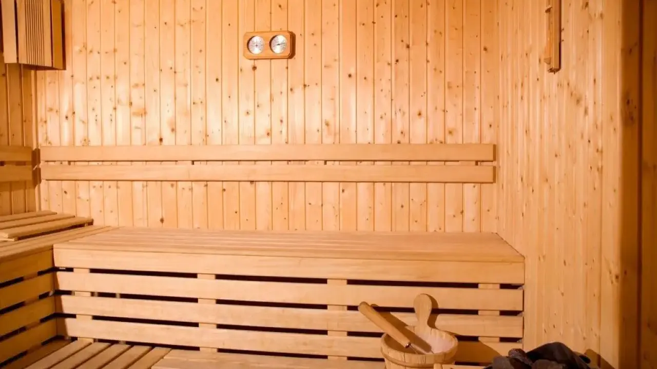 Dit Evrika Beach Club