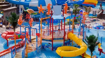 Dit Evrika Beach Club