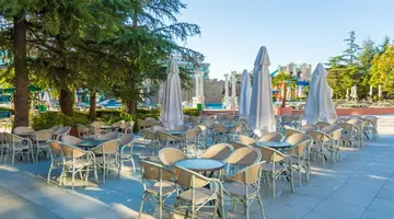 Dit Evrika Beach Club