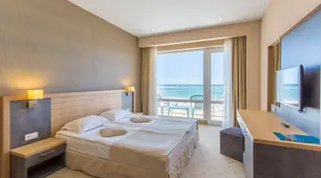 DIT EVRIKA BEACH CLUB