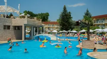 Dit Evrika Beach Club