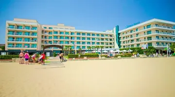 DIT EVRIKA BEACH CLUB