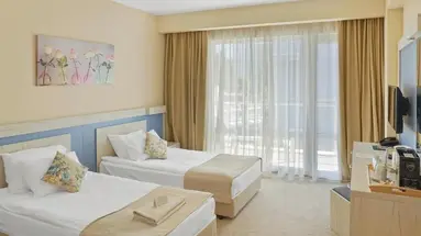 Dit Evrika Beach Club