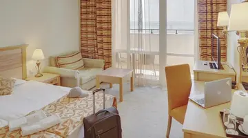 DIT MAJESTIC BEACH RESORT