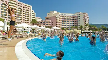 DIT MAJESTIC BEACH RESORT