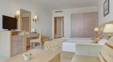 DIT MAJESTIC BEACH RESORT