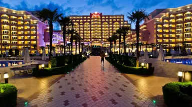 DIT MAJESTIC BEACH RESORT