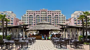 Dit Majestic Beach Resort